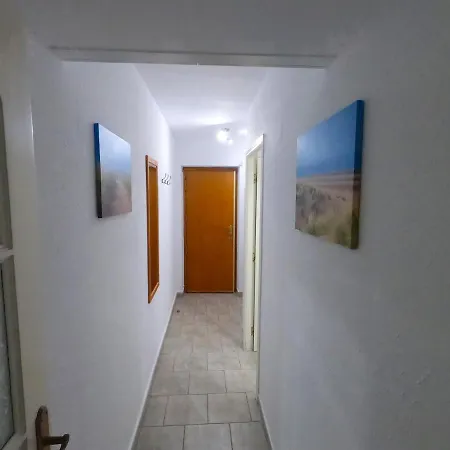 Los Europeos Apartment